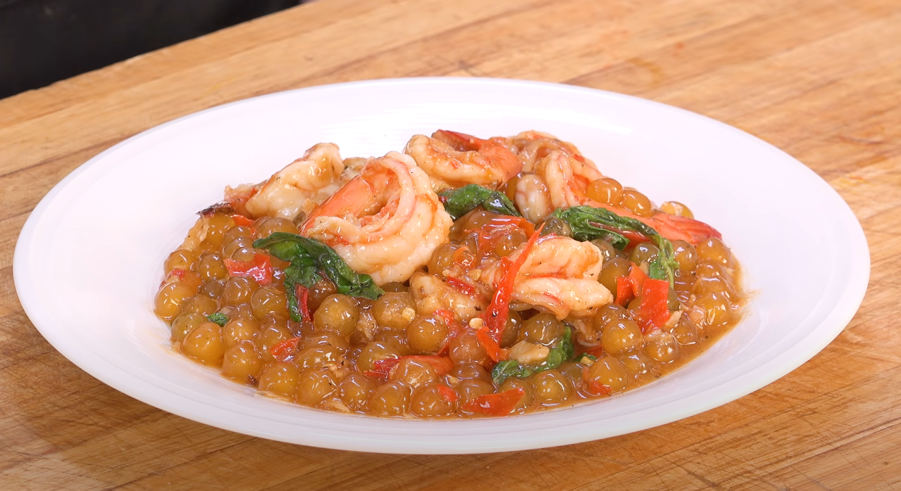 กระเพราไข่มุก